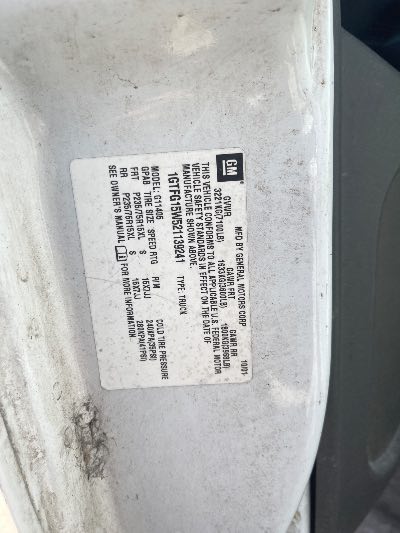 2002 GMC Savana Location - Large Trucks & Vans - Row 15 - Stock # H54427
