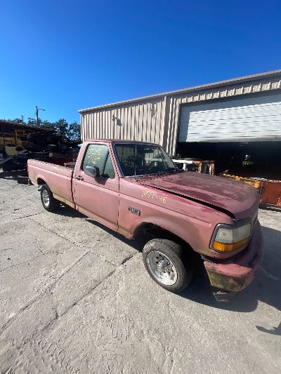 1993 Ford F-150 Location - Large Trucks & Vans - Row 14 - Stock # H54446