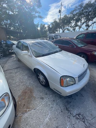 2001 Cadillac Deville Location - GM - Row 33 - Stock # H54431