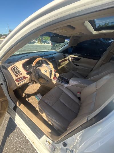 2013 Nissan Altima Location - Imports - Row 18 - Stock # H54458
