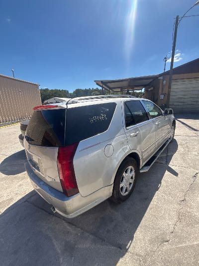 2005 Cadillac SRX Location - GM - Row 34 - Stock # H54468