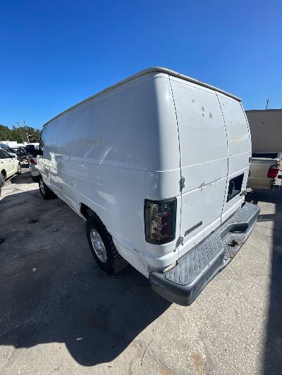 2006 Ford E-250 Location - Large Trucks & Vans - Row 16 - Stock # H54480