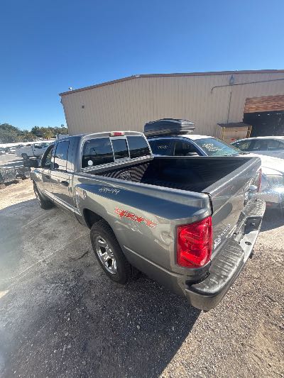 2006 Dodge Dakota Location - Large Trucks & Vans - Row 17 - Stock # H54494
