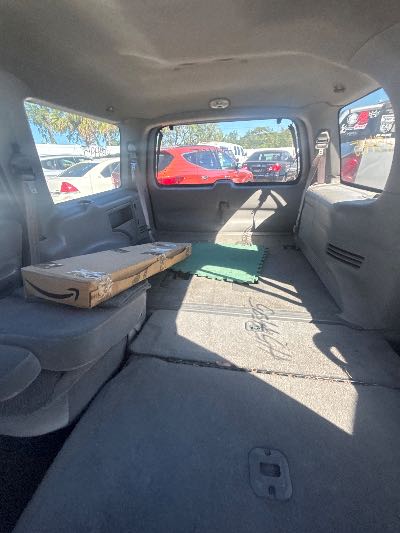 2001 Ford Expedition Location - Large Trucks & Vans - Row 16 - Stock # H54495
