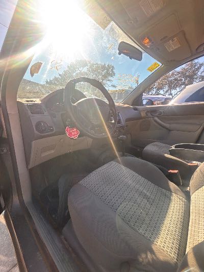 2005 Ford Focus Location - Ford - Row 27 - Stock # H54504