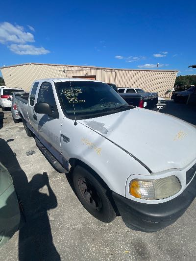 1998 Ford F-250 Location - Large Trucks & Vans - Row 17 - Stock # H54538
