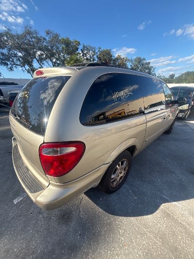 2007 Dodge Grand Caravan Location - Chrysler - Row 43 - Stock # H54502