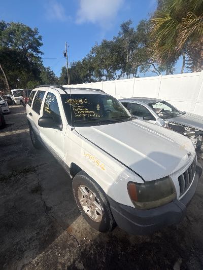 2004 Jeep Grand Cherokee Location - Chrysler - Row 44 - Stock # H54536