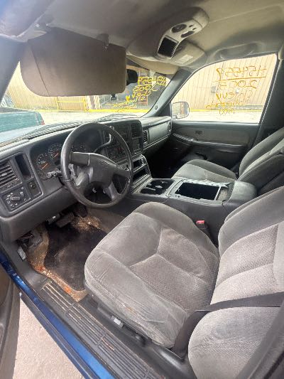 2003 Chevrolet Silverado 1500 Location - Large Trucks & Vans - Row 18 - Stock # H54559