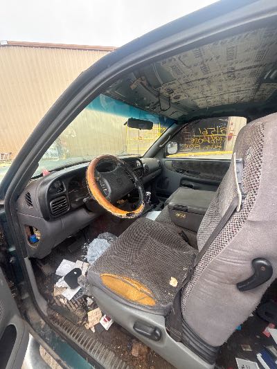 1998 Dodge Ram 1500 Location - Large Trucks & Vans - Row 18 - Stock # H54561