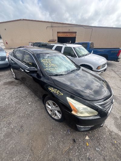 2013 Nissan Altima Location - Imports - Row 21 - Stock # H54557