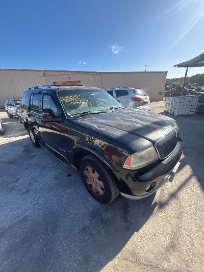 2004 Lincoln Aviator Location - Large Trucks & Vans - Row 18 - Stock # H54575